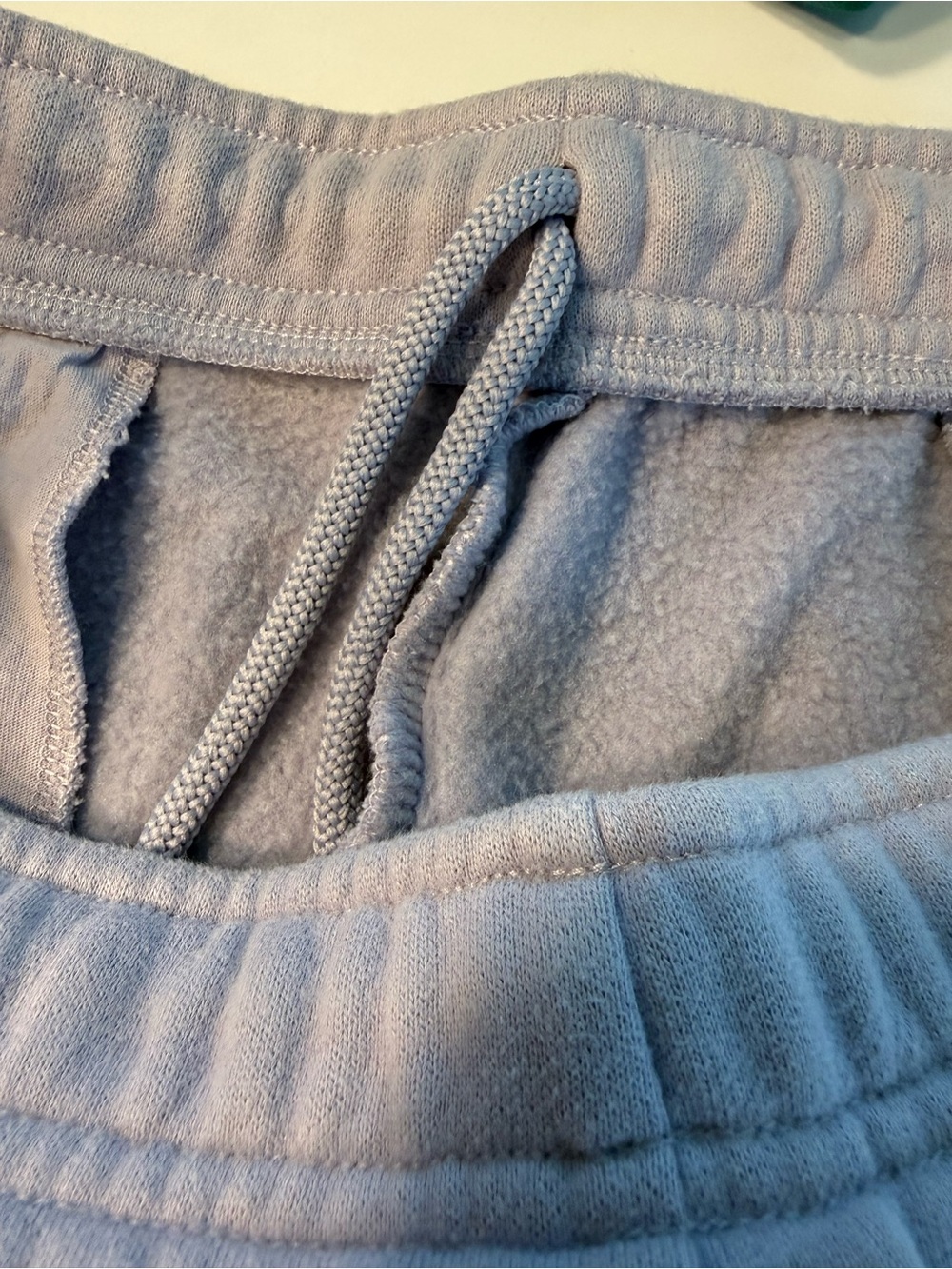Aritzia TNA Cozy Fleece Mega 5” Sweatshort Lavender Size M - Picture 7 of 9